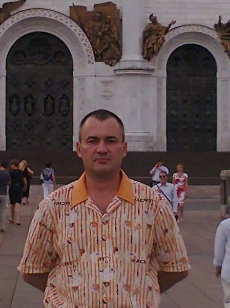 Иван Иванов