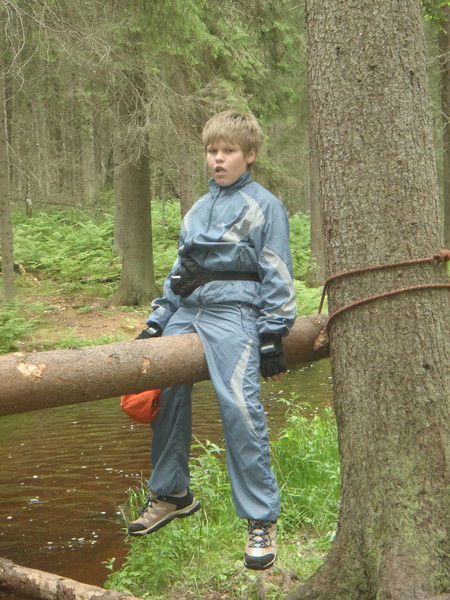 Валера Полотебнов