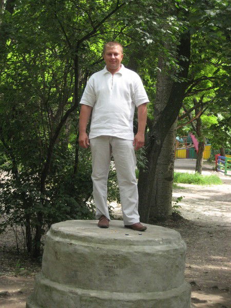 Александр Бурдин