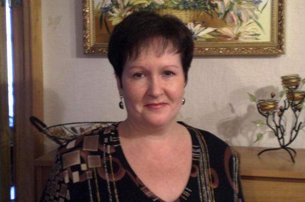 Елена Янова