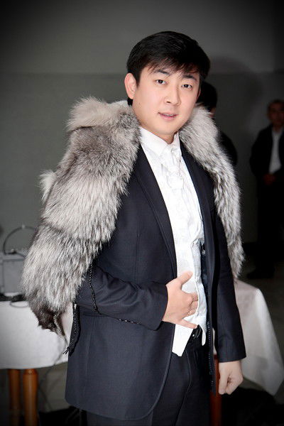 Владимир Югай