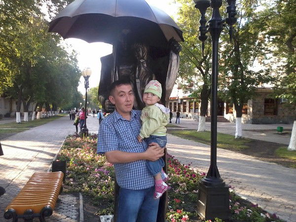 Жанат Ахметов