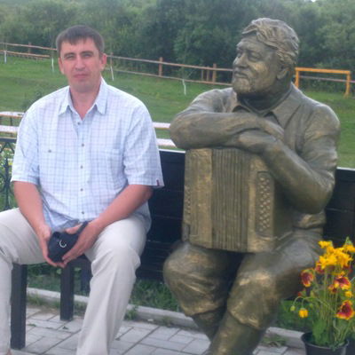 Николай Сырых