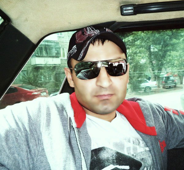 Сеймур Халилов