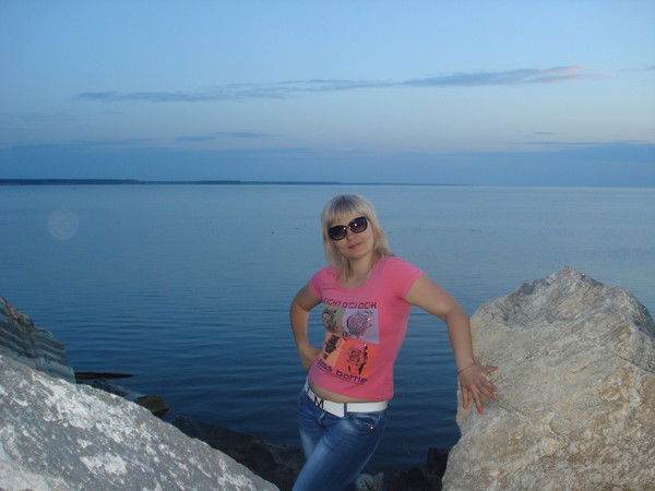 Аня Симантовская