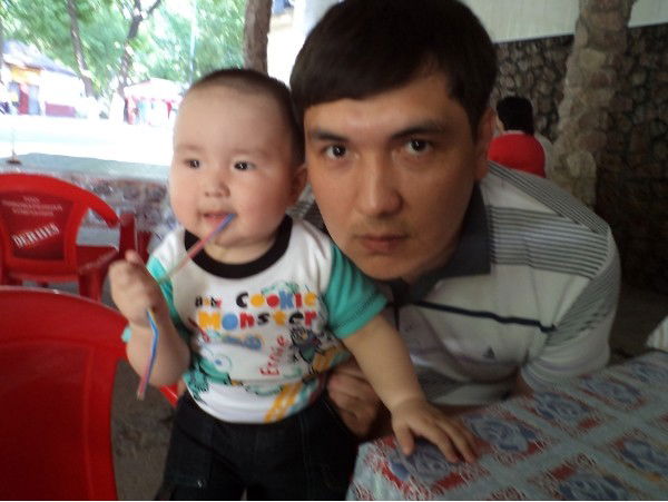 Айбек Ишкулов