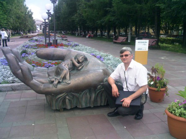 Александр Уманец