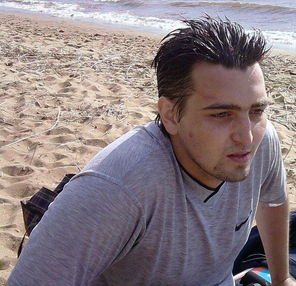 Максим Каракулин