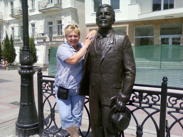 Елена Мирошниченко