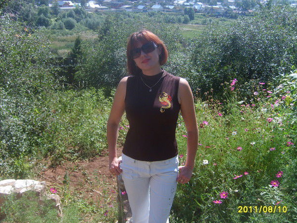 Лада Обманова