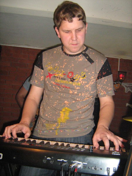 Неизвестно Неизвестно