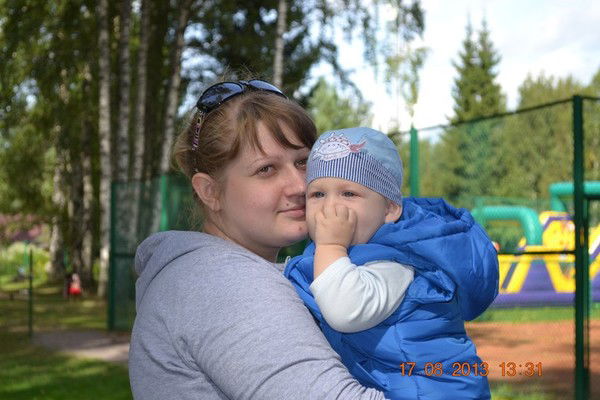 Оленька Чепелева