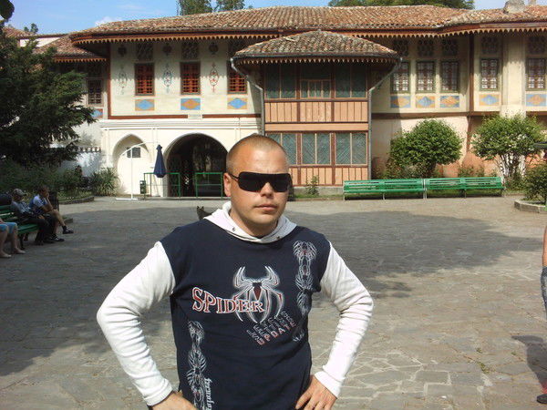 Николай Дийков