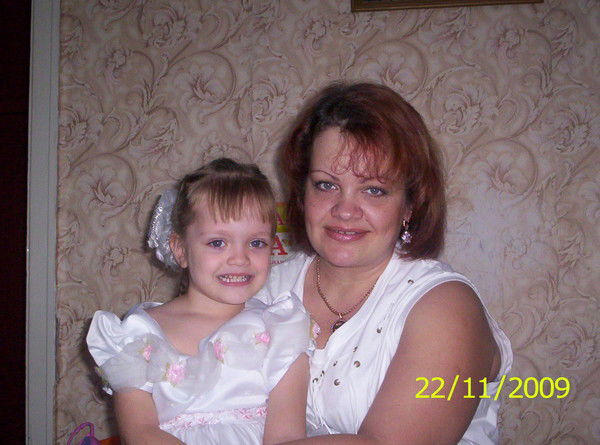 Елена Чурикова