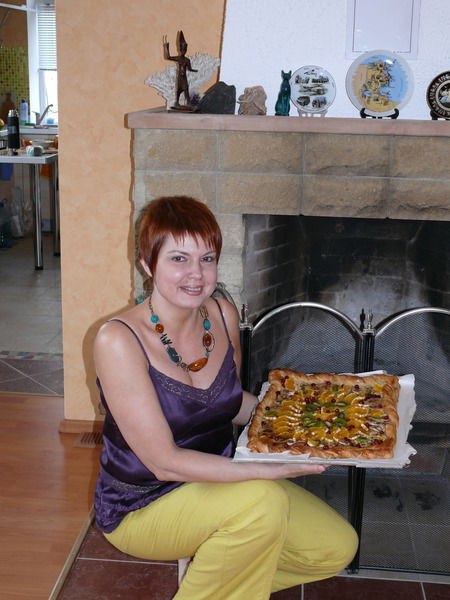 Лара Манохина