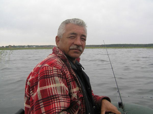 Александр Петуров