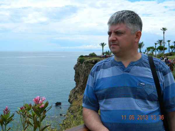 Виталий Никитин