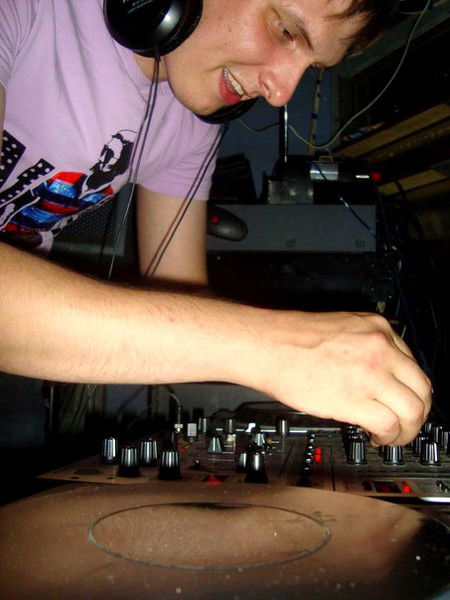 Антон Владимирович