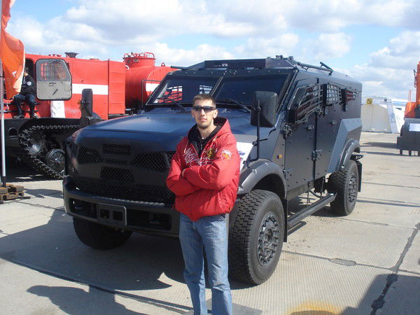 Евгений Мельников