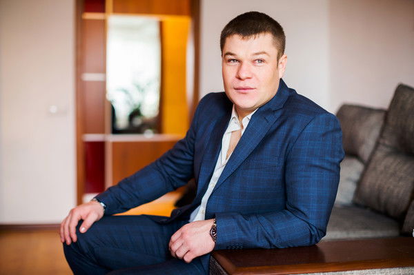 Евгений Ажинков