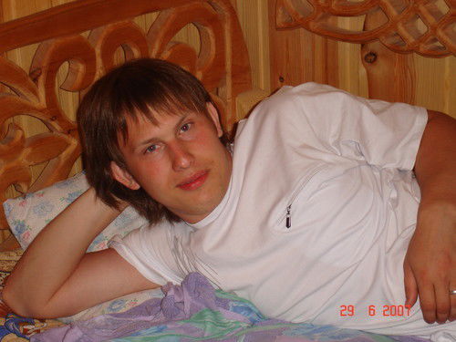 Максим Лапин