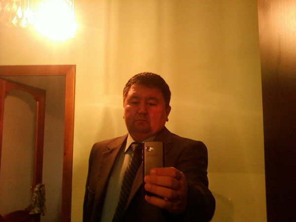 Mухтар Ерманов