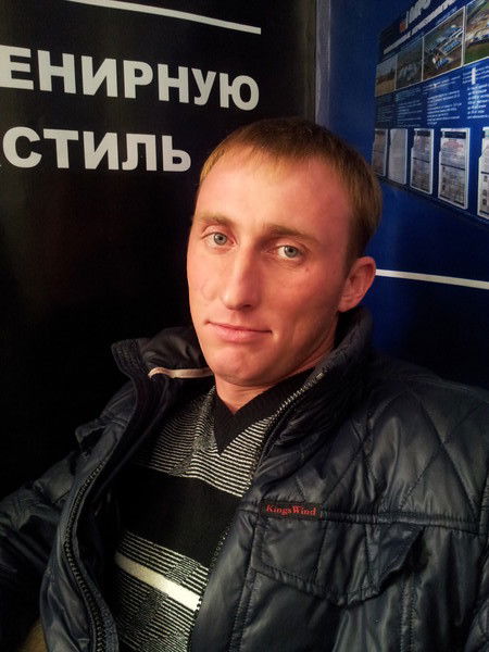 Виктор Милов