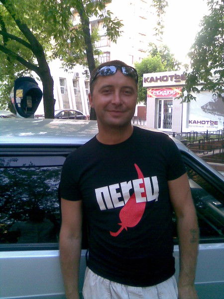 Олег Любимов