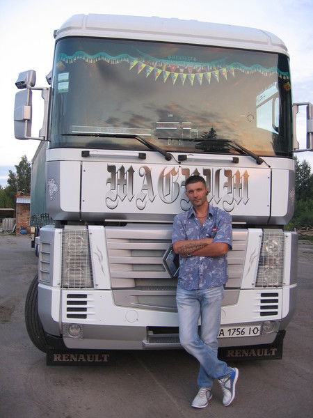 Олег Околита