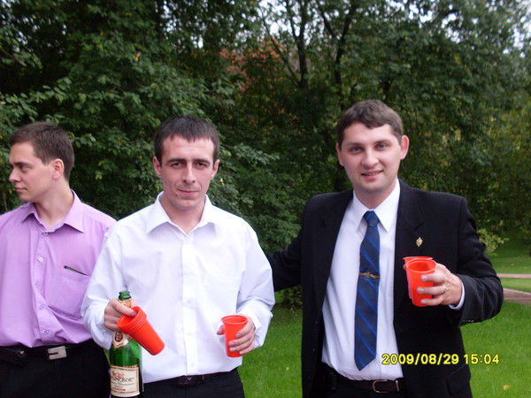 Саша Тихонов