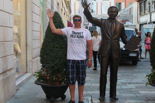 Александр Астахов