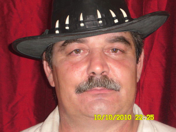 Олег Золотов