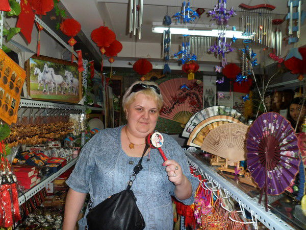 Оля Познекова