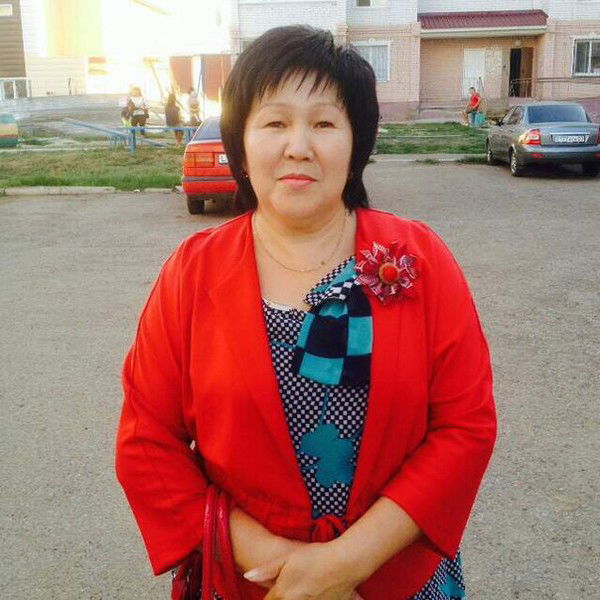 Рая Сапарова