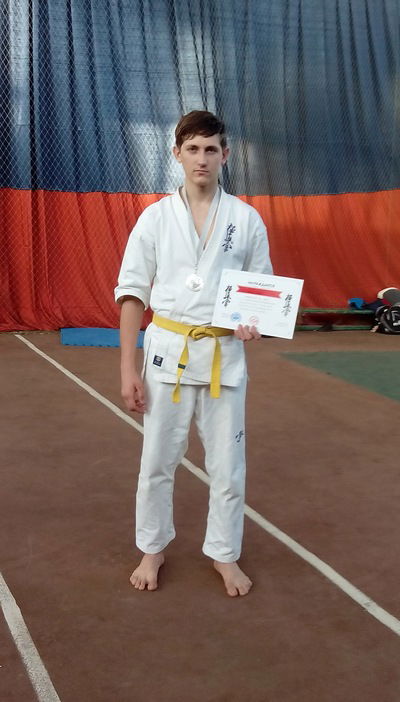 Илья Савченко