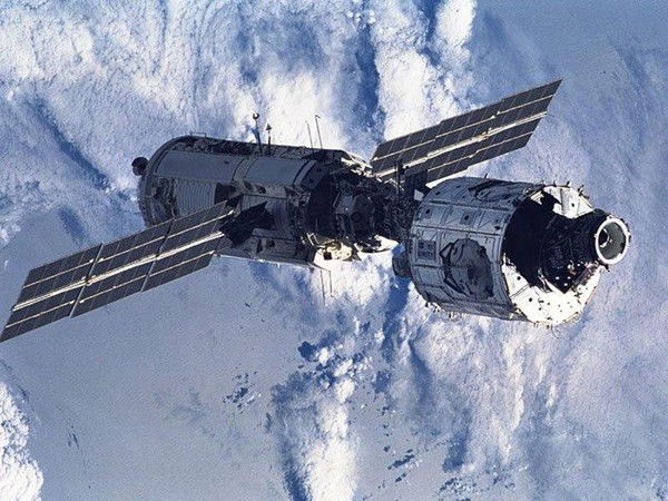 Неизвестно Неизвестно