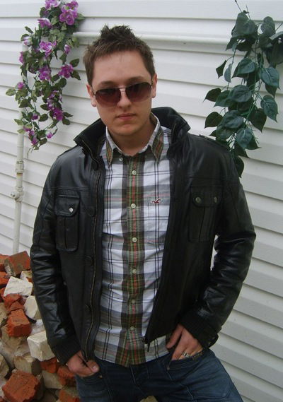 Артём Акулов