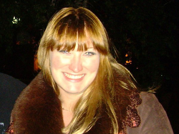 Оля Истратова