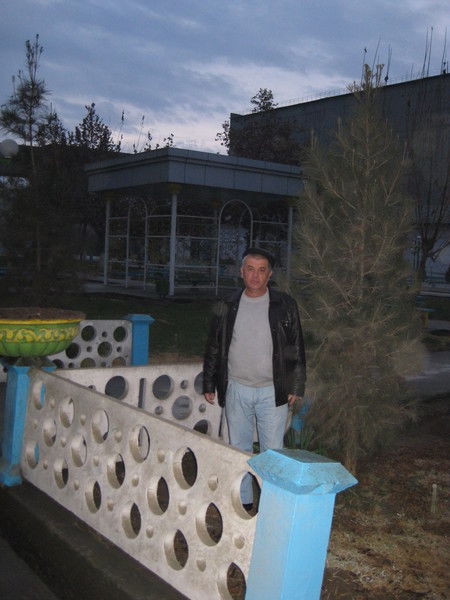 Тохир Азизов