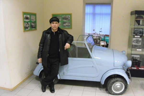 Игорь Колесников