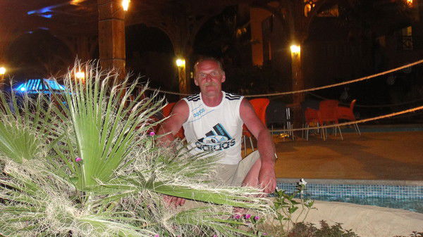 Виктор Степанов