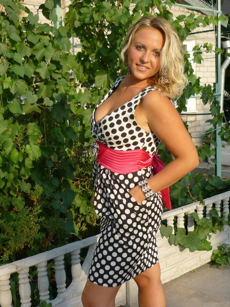 Яна Попцова