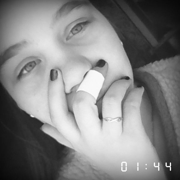 Оля .назарова