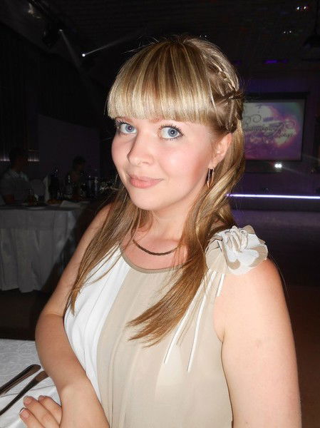 Юлия Степанова