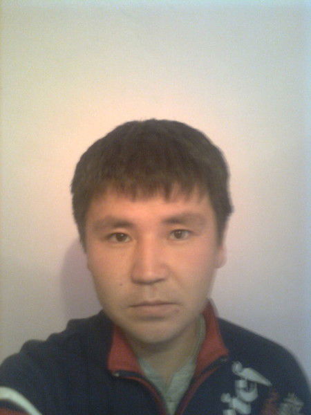 Нуркен Умиралиев