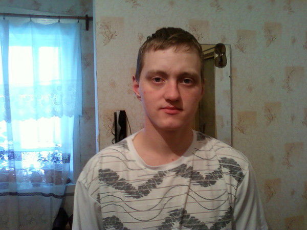 Олег Нечаев