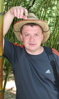 Олег Сафонов