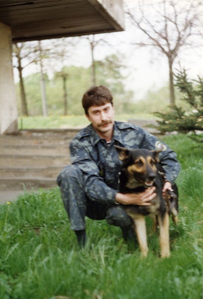 Олег Арстров