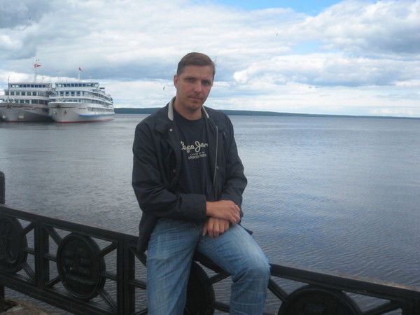 Дмитрий Колесников