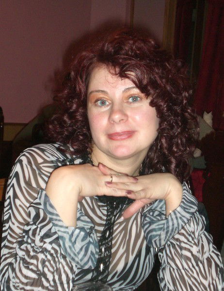 Елена Лаврик (Момот)